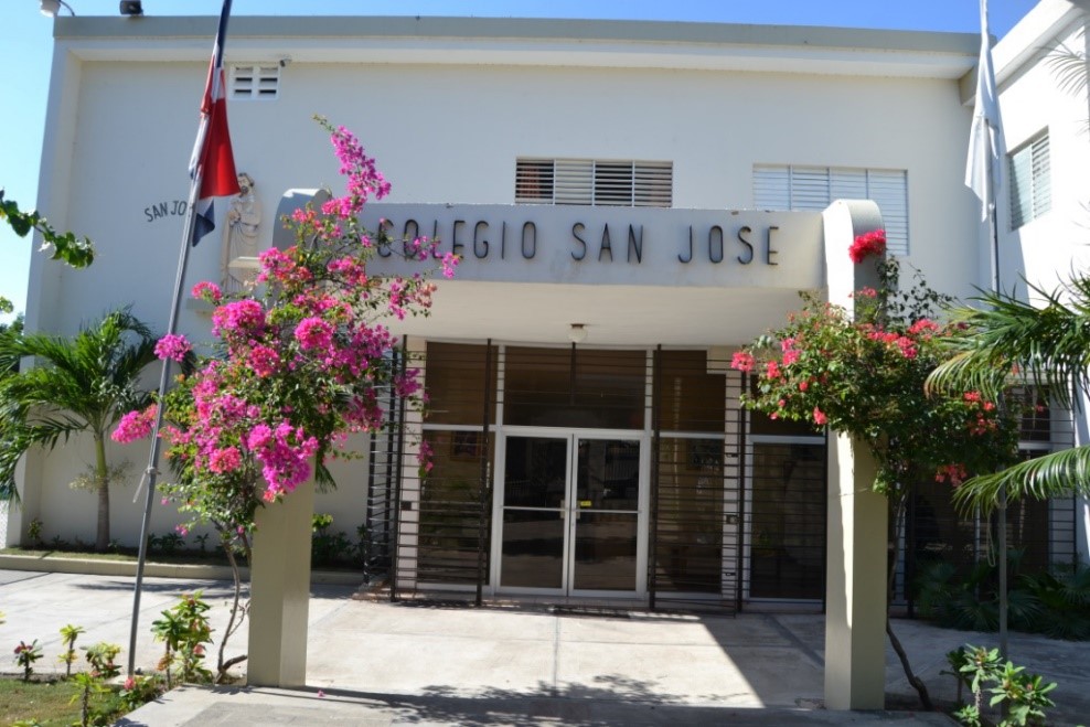 Colegio – Escuela San José, Azua     